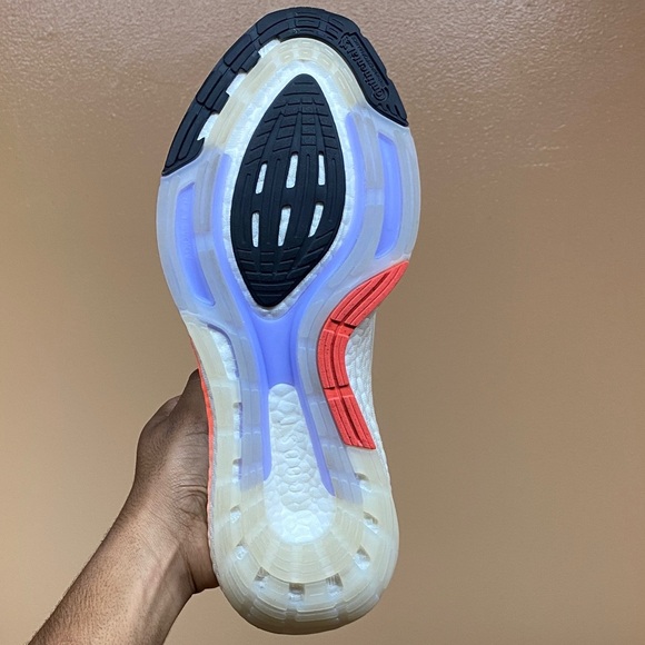 Adidas UltraBoost 22 “White Black Solar Red” Running Sneakers 11.5 Women 10 Men - Picture 14 of 16